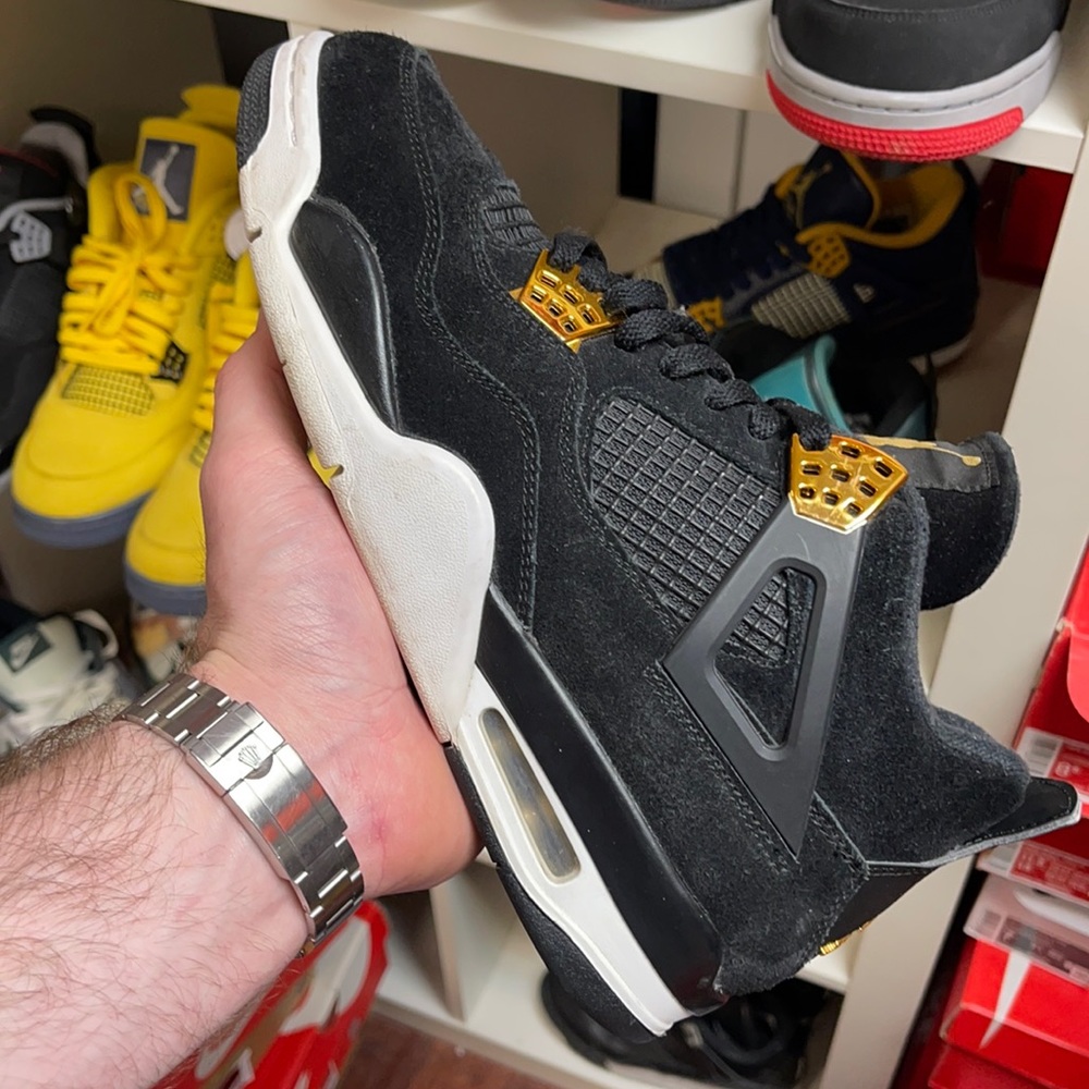 Jordan 4 Royalty 4 size 8.5